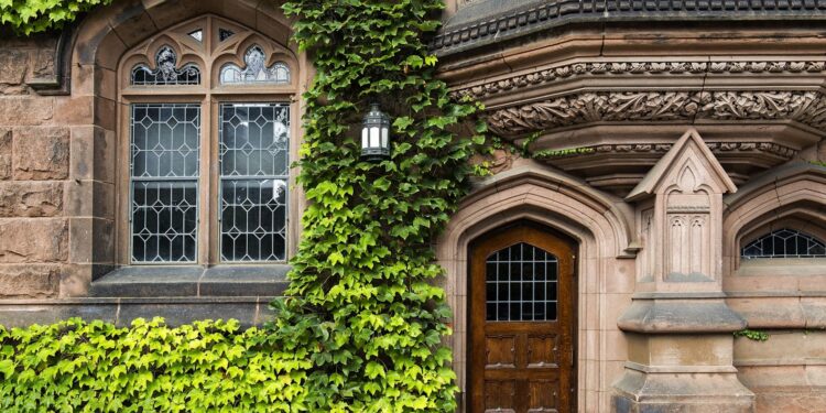 Por qué los padres pagarán 500.000 dólares por la consultoría de admisiones de la Ivy League