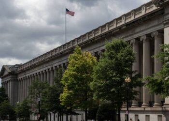 El déficit estadounidense superará los 1,8 billones de dólares en 2024