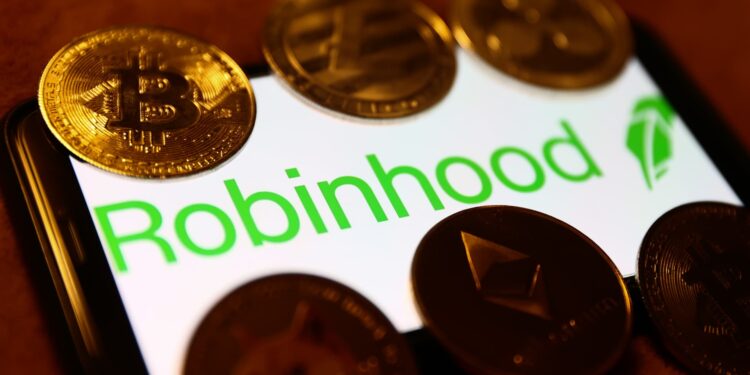 Acciones que realizan mayores movimientos al mediodía: MRNA, HOOD, NIO