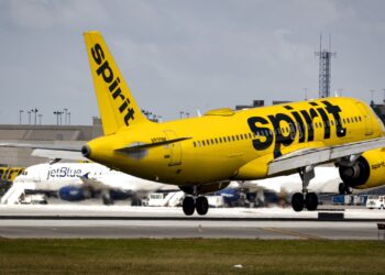 GUARDAR, SMMT, RIVN y más