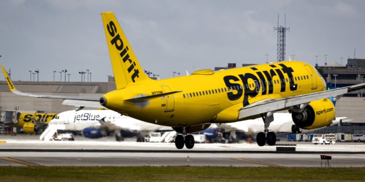 GUARDAR, SMMT, RIVN y más