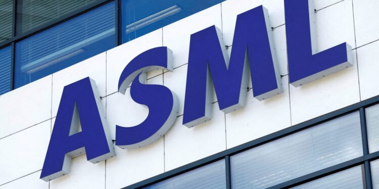 ASML, UNH, WBA y más