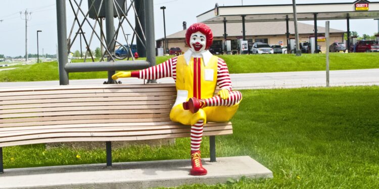 MCD, AHORRO, BA, T y más