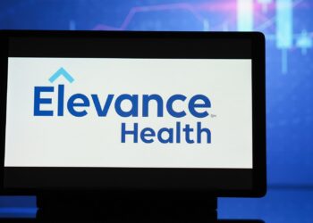 ELV, TSM, EXPE, LCID y más