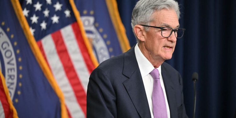 Powell indica nuevos recortes de tipos más pequeños e insiste en que la Reserva Federal “no sigue ningún rumbo preestablecido”
