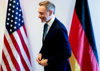 El ministro de Finanzas alemán advierte sobre represalias si Estados Unidos inicia una guerra comercial