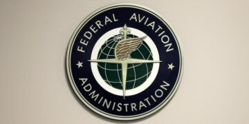 Avión aborta despegue en Nashville para evitar una posible colisión