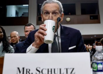 Starbucks podría deberle millones a los baristas que se sindicalizaron