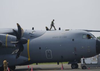 El competidor de Boeing, Airbus, recortará hasta 2.500 puestos de trabajo en el sector espacial y de defensa