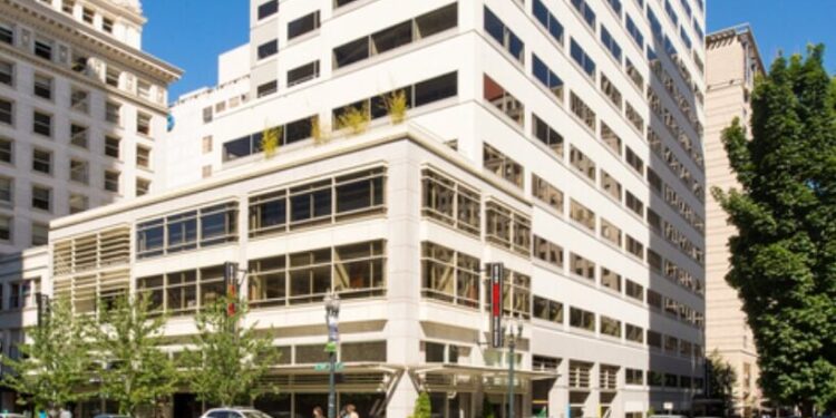 Alliant Insurance Services reubica su oficina en el centro de Portland