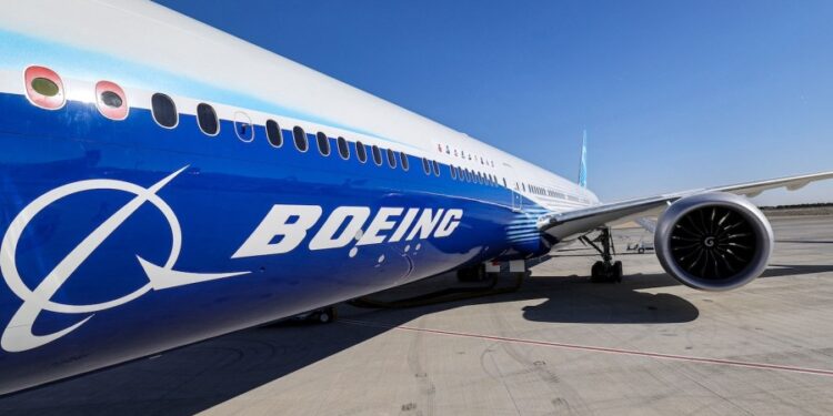 Los trabajadores de Boeing sintieron presión para priorizar la velocidad sobre la calidad: informe de la FAA
