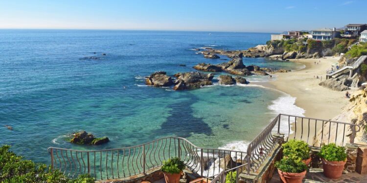 Los mercados inmobiliarios de lujo en EE. UU. se preparan para obtener mejores resultados en 2025