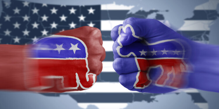 Uno de cada cinco estadounidenses tuvo un desacuerdo político con un vecino en 2024