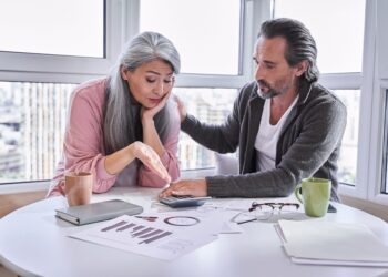 7 formas de evitar dejar dinero sobre la mesa cuando se jubile