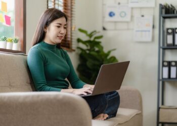 Los 20 mejores empleos de fin de semana y 10 empresas que contratan ahora