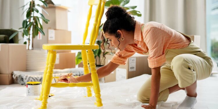 Los expertos comparten cómo pintar muebles