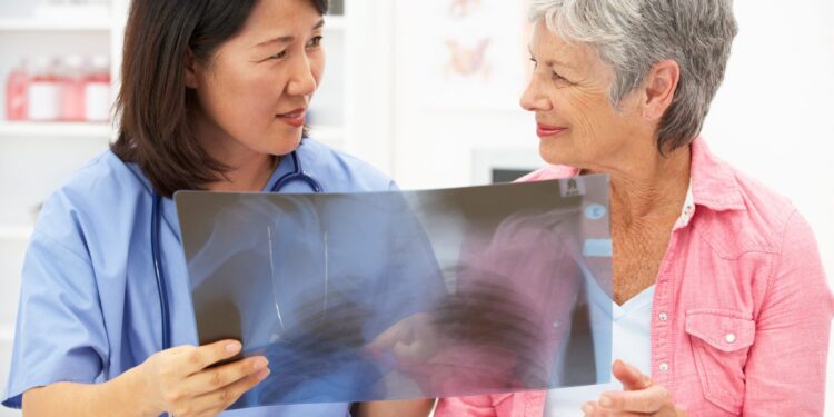 11 planes de Medicare mejor calificados y 8 con las peores calificaciones este año