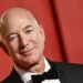 ‘Washington Post’ inundado por cancelaciones después de la decisión de Bezos de no respaldar: NPR