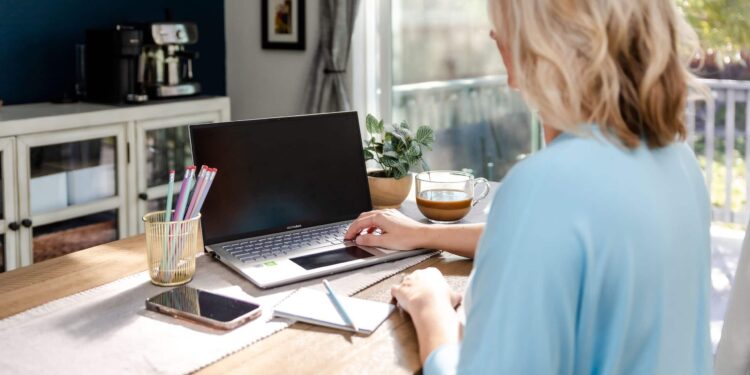 8 sitios web como Freecash para ganar dinero