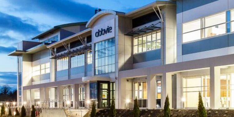 Acciones que realizan los mayores movimientos al mediodía: ABBV, TSLA, CI, MS