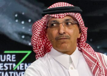 La deuda soberana es el mayor riesgo para el crecimiento global en 2025: ministro saudí