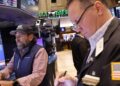 Acciones que realizan los mayores movimientos fuera de horario: KEYS, LZB, DLB