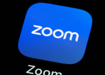 Acciones que realizan mayores movimientos fuera de horario: ZM, KSS, SMTC