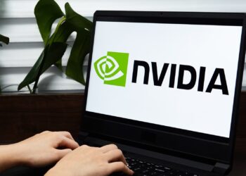 Acciones que hacen mayores movimientos fuera de horario: NVDA, SNOW y más