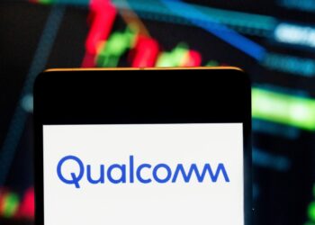 Acciones que realizan los mayores movimientos fuera de horario: QCOM, HUBS, LYFT, BMBL