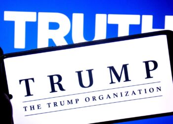 Acciones que realizan los mayores movimientos antes de la comercialización: DJT, HIMS, PLTR