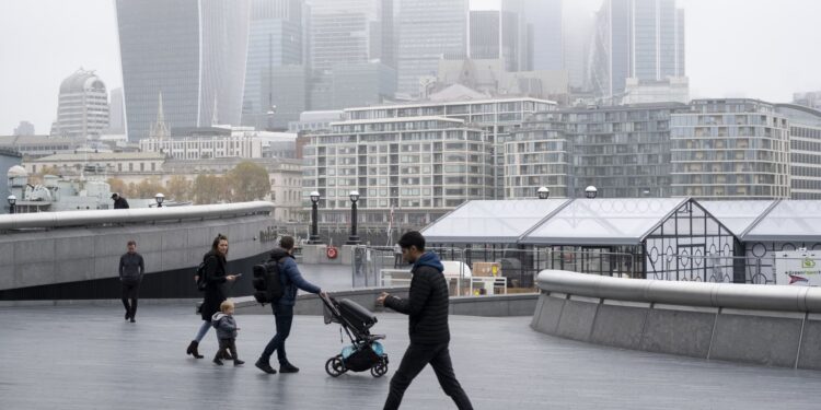 La economía del Reino Unido logra un crecimiento del 0,1%, por debajo de las expectativas