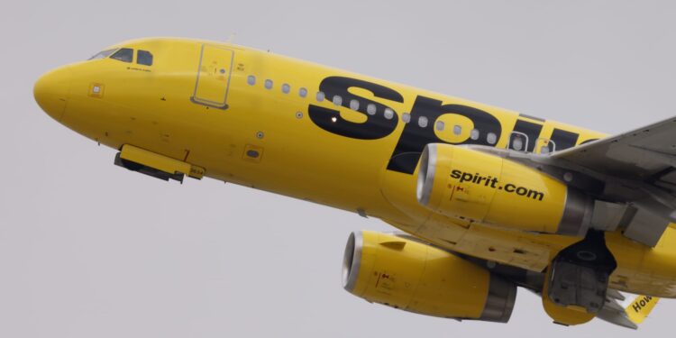 ARNM, ROKU, CVS, HOOD y más