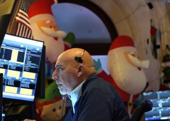 Estos ETF pueden resultar una forma cautelosa de apostar por las ganancias del mercado en 2025