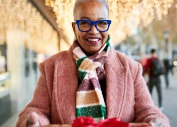 Así es como los jubilados pueden obtener la mayor reducción de impuestos por donaciones caritativas