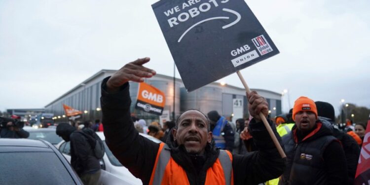 Huelga de trabajadores de Amazon: 5 cosas que debes saber