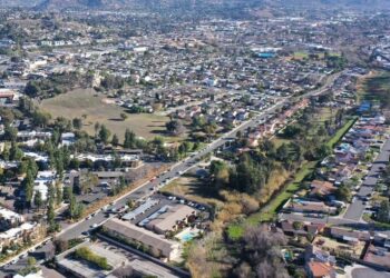El sitio de desarrollo de Poway se vende a Lennar