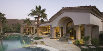 Las ventas de viviendas nuevas alcanzan su nivel más bajo en 2 años en Estados Unidos