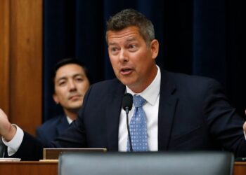 Trump elige al exrepresentante republicano Sean Duffy como secretario de Transporte