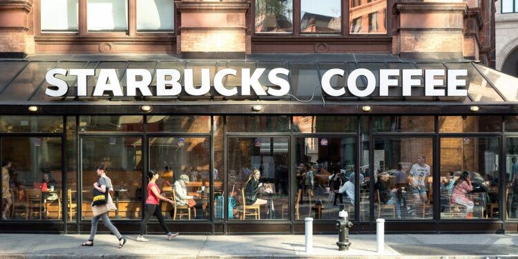 Seis formas en las que tu próximo viaje a Starbucks será diferente