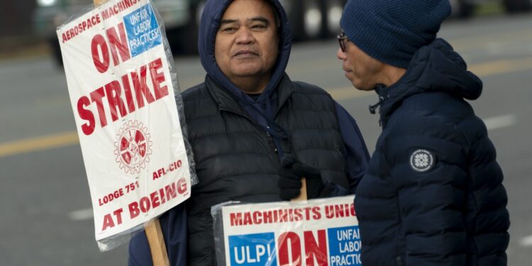 Los empleadores agregaron solo 12.000 puestos de trabajo en octubre, pero hay un problema: NPR