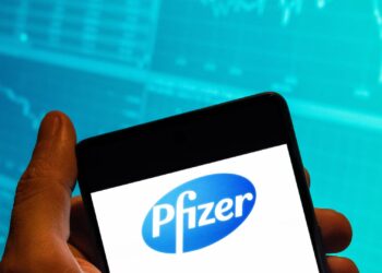 PFE, TSLA, SEDG, RCAT y más