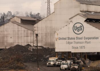 TSLA, X, FDX, T y más