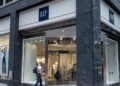 Acciones que realizan los mayores movimientos antes de la comercialización: GAP, TSLA, STLA