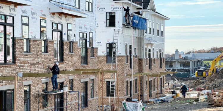 Si Trump quiere acabar con la inflación, lo primero que debe hacer es construir más viviendas.