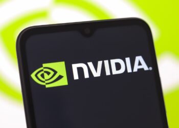 NVDA, OLLI, BIRK, DIS y más