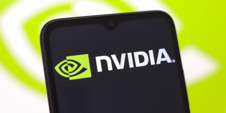 NVDA, OLLI, BIRK, DIS y más