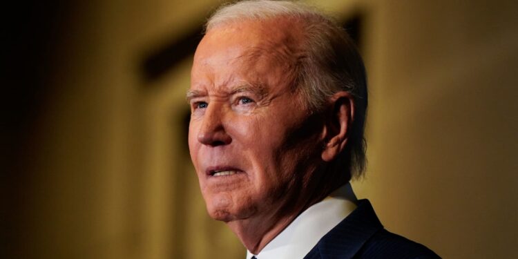 Planes de condonación de préstamos estudiantiles retirados por la administración de Biden