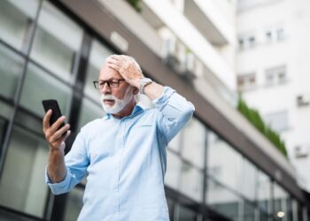 El poco conocido impuesto sigiloso que afecta a los jubilados y a los casi jubilados