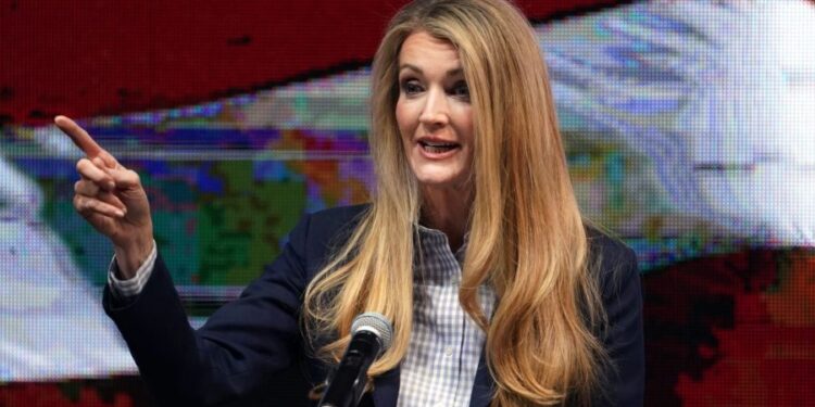Trump nombra a Kelly Loeffler para la SBA