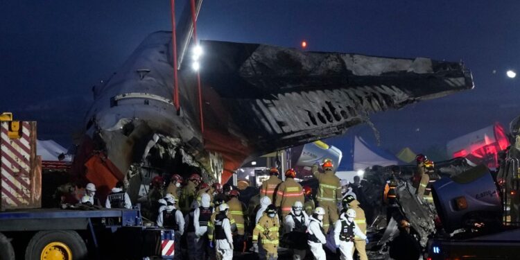 Investigadores estadounidenses ayudarán a Corea del Sur en la investigación del accidente aéreo